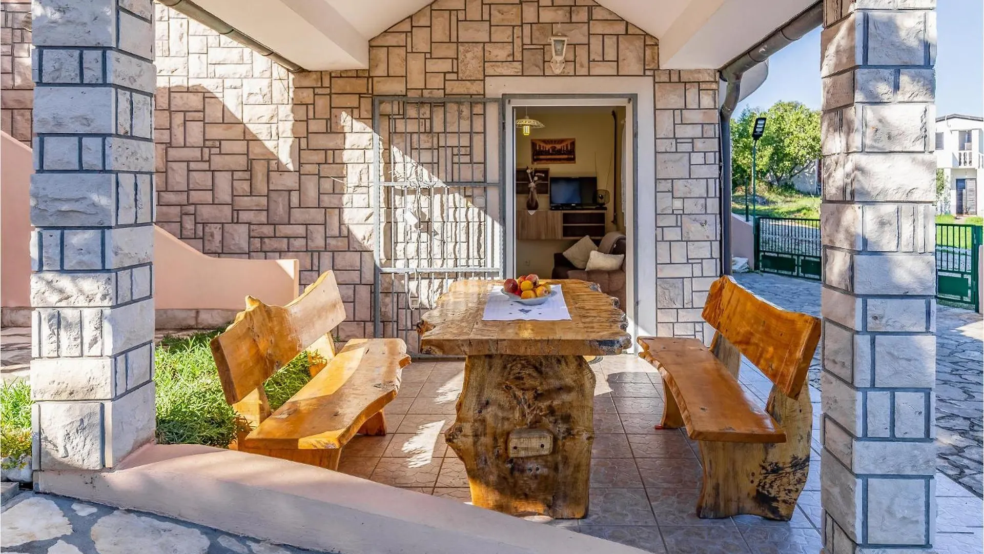 Awesome Apartment In Kavran With Wifi Pavicini